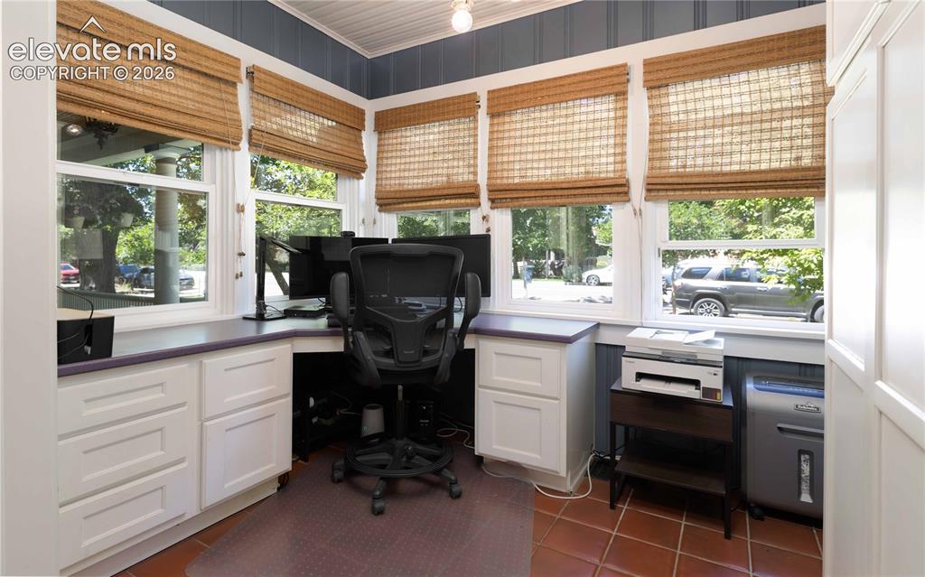 Image 27 of 37: Super insulated front porch for office or flex space