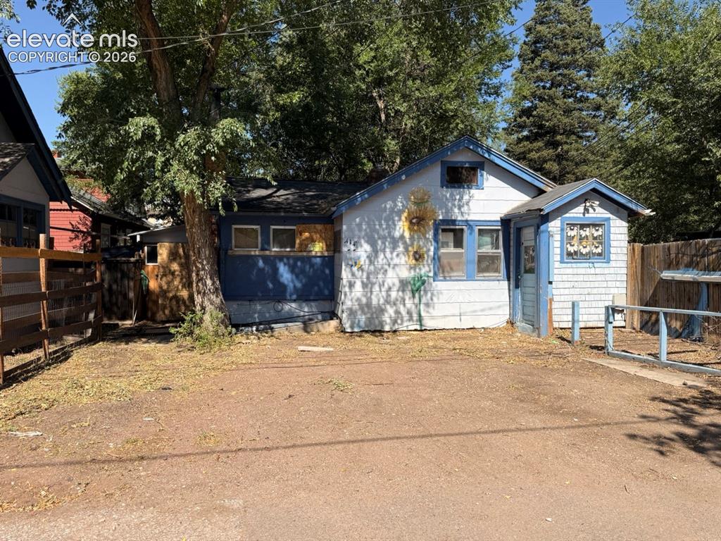 Image 29 of 46: Front of Structure