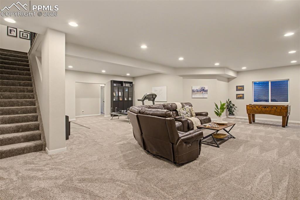 Image 24 of 40: Family Room