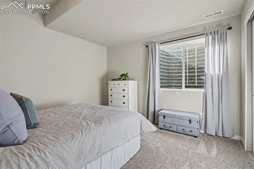 Image 31 of 40: Bedroom #3