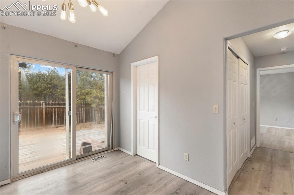 Image 15 of 36: Bedroom