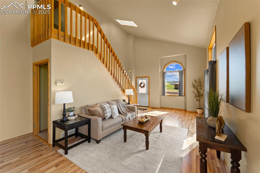 Image 11 of 49: Living Room