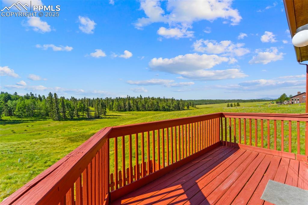 Image 6 of 49: Deck