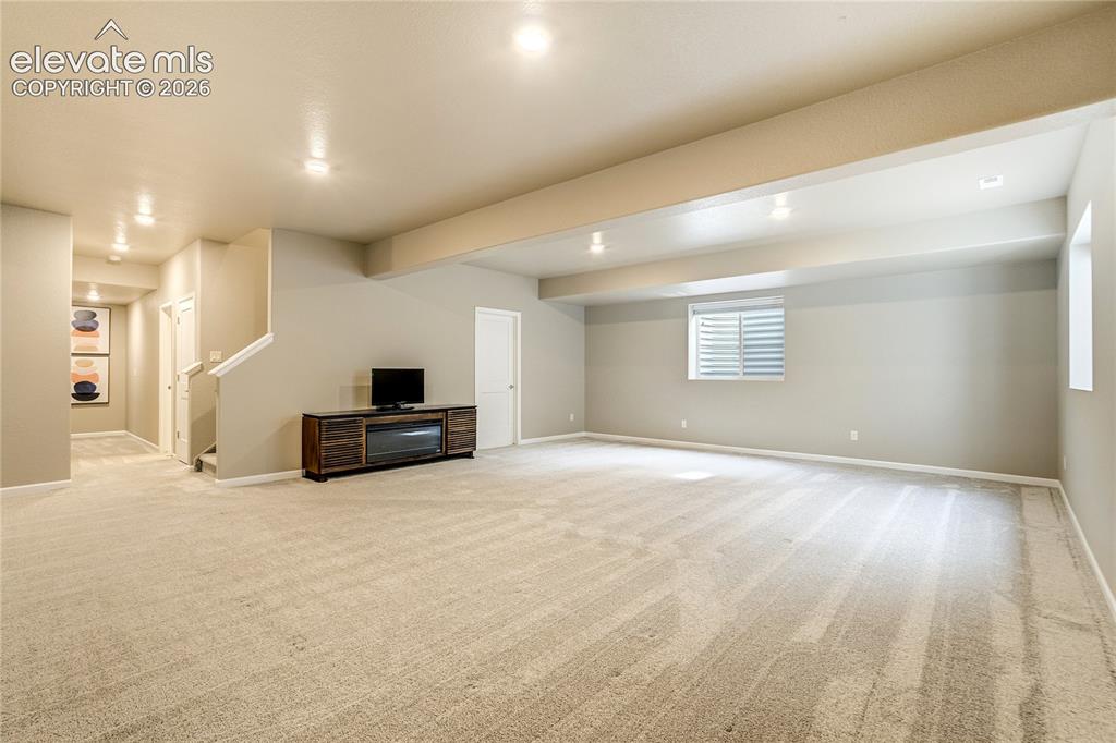 Image 34 of 48: Thoughtfully finished with 9-foot ceilings and abundant space to adapt to y