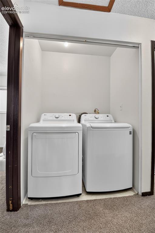 Image 25 of 36: Laundry