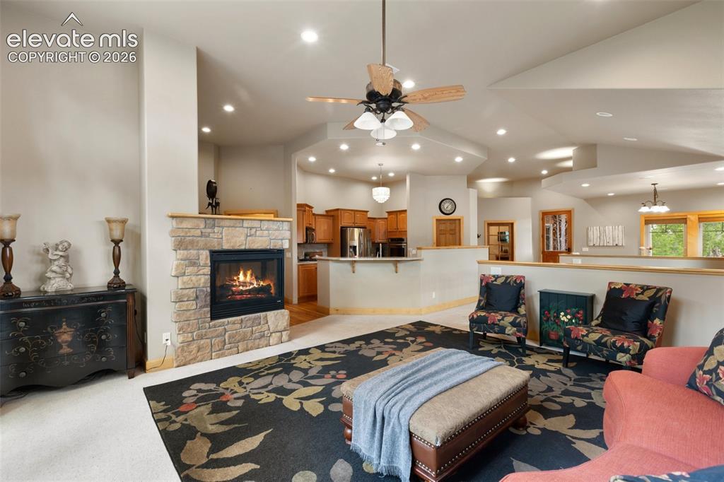 Image 9 of 50: Living Room