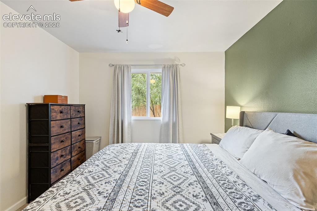 Image 15 of 34: Bedroom