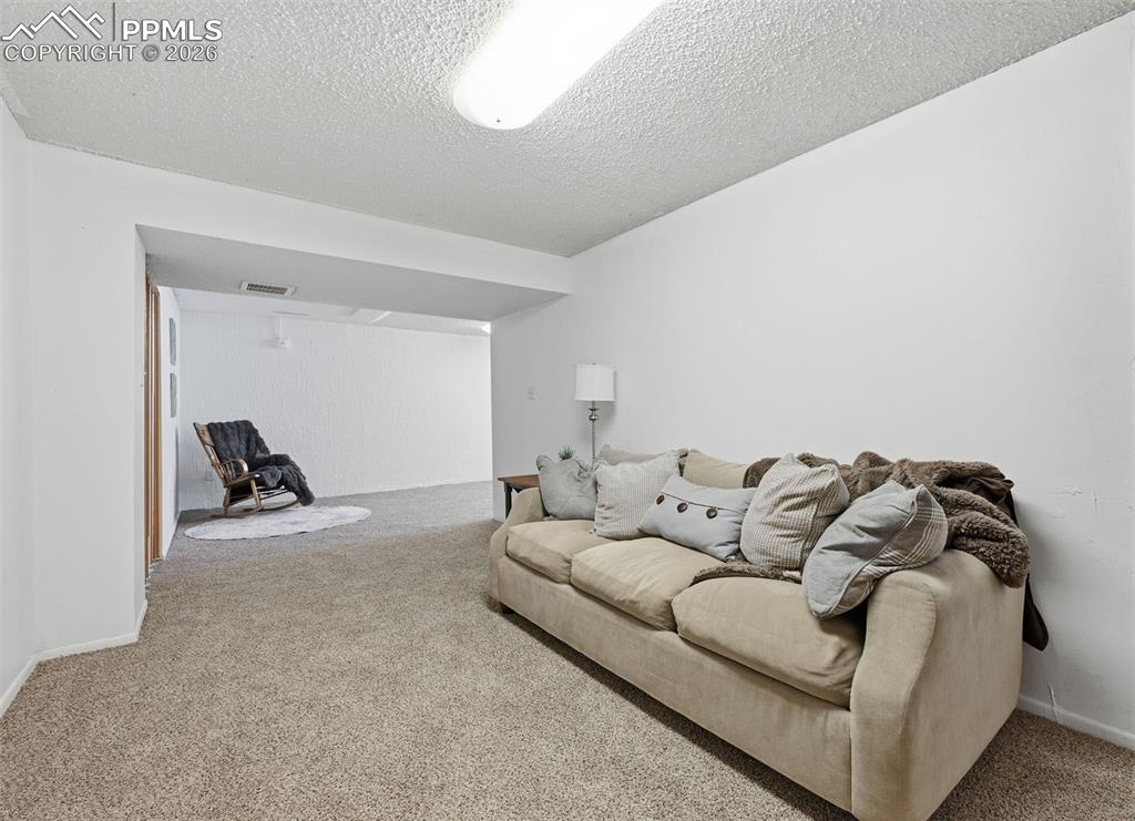 Image 17 of 27: Living Room