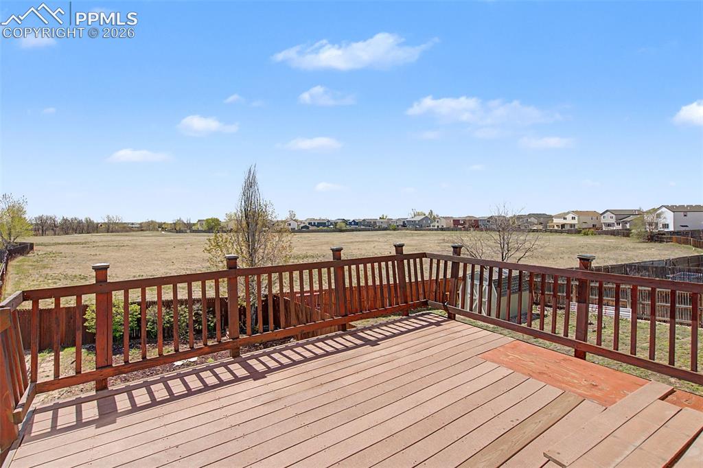 Image 40 of 49: Deck