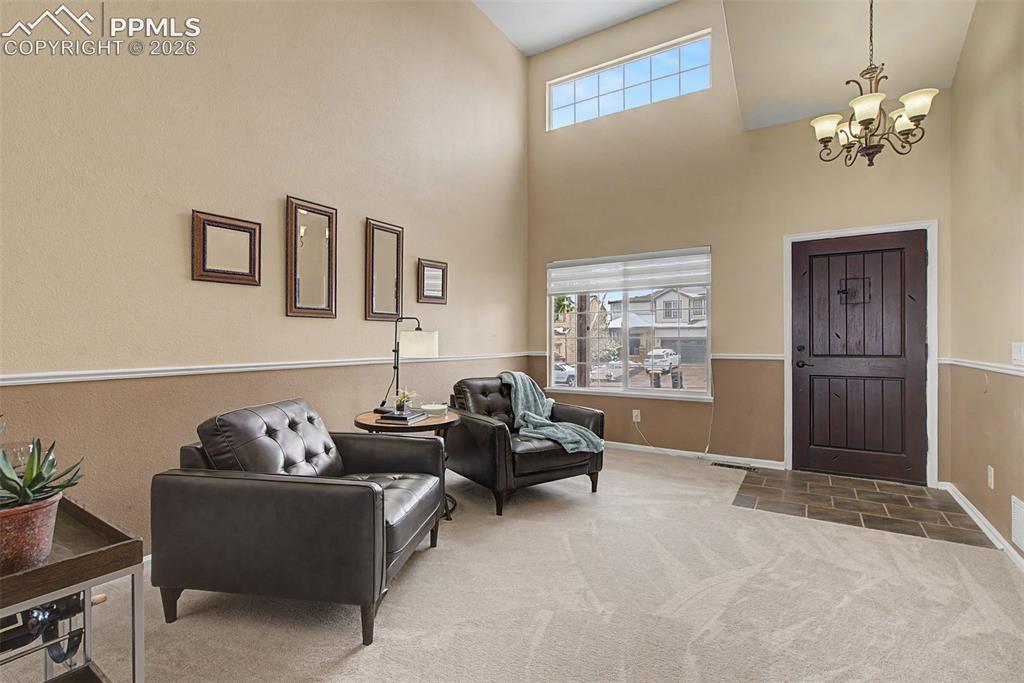 Image 9 of 49: Entry