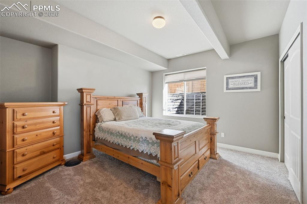 Image 17 of 31: Bedroom