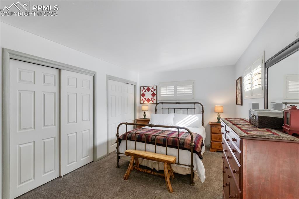 Image 19 of 42: Master Bedroom