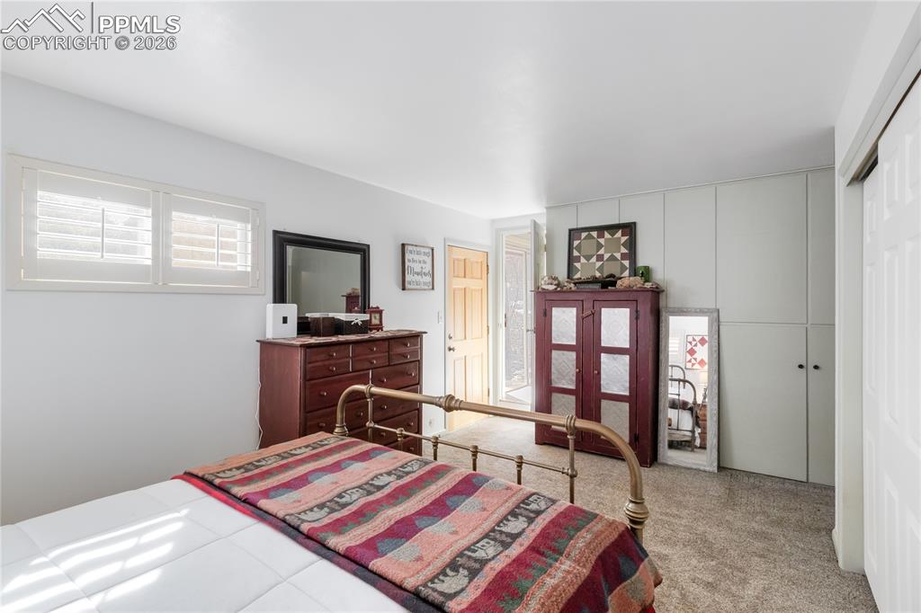 Image 22 of 42: Master Bedroom