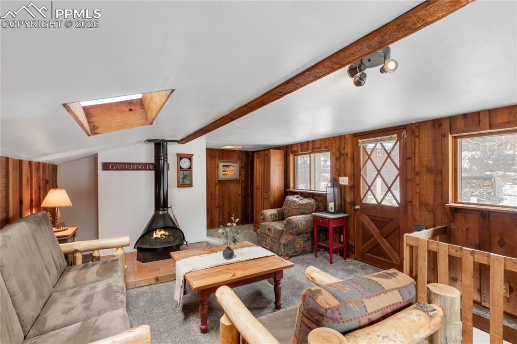 Image 27 of 42: Can be converted to a spacious Bedroom