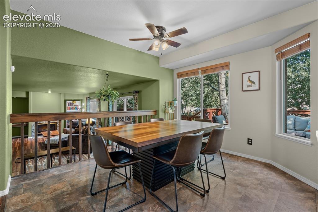 Image 13 of 34: Dining Area