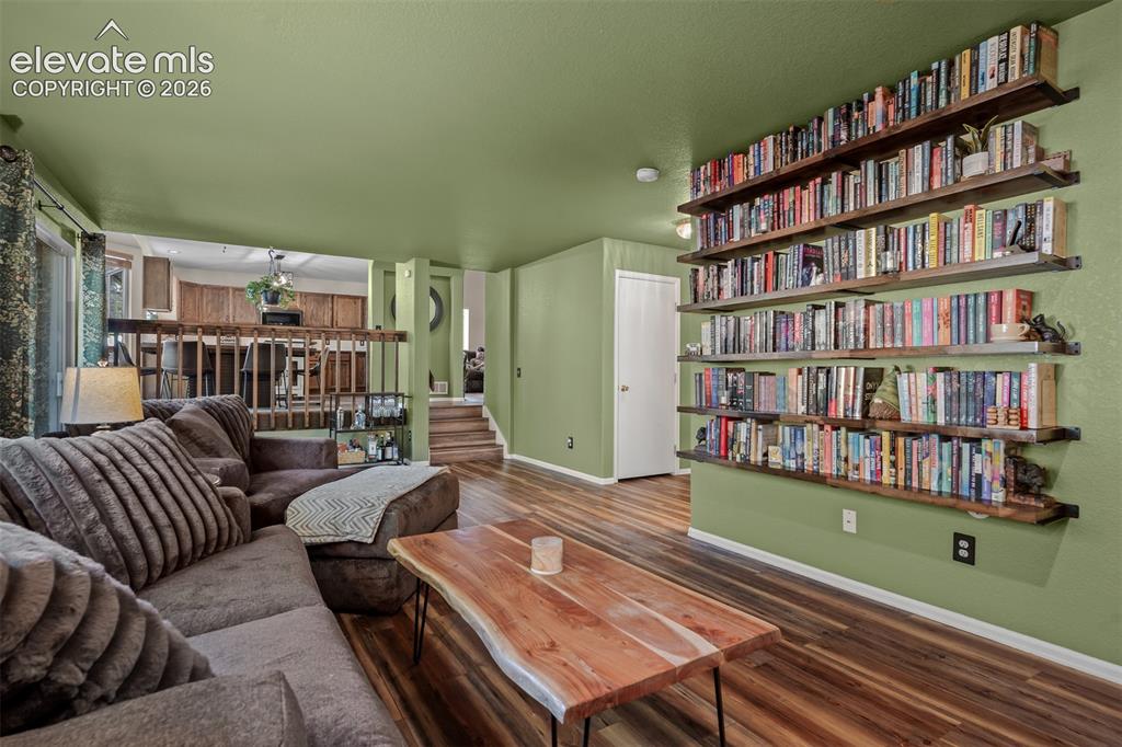 Image 17 of 34: Family Room