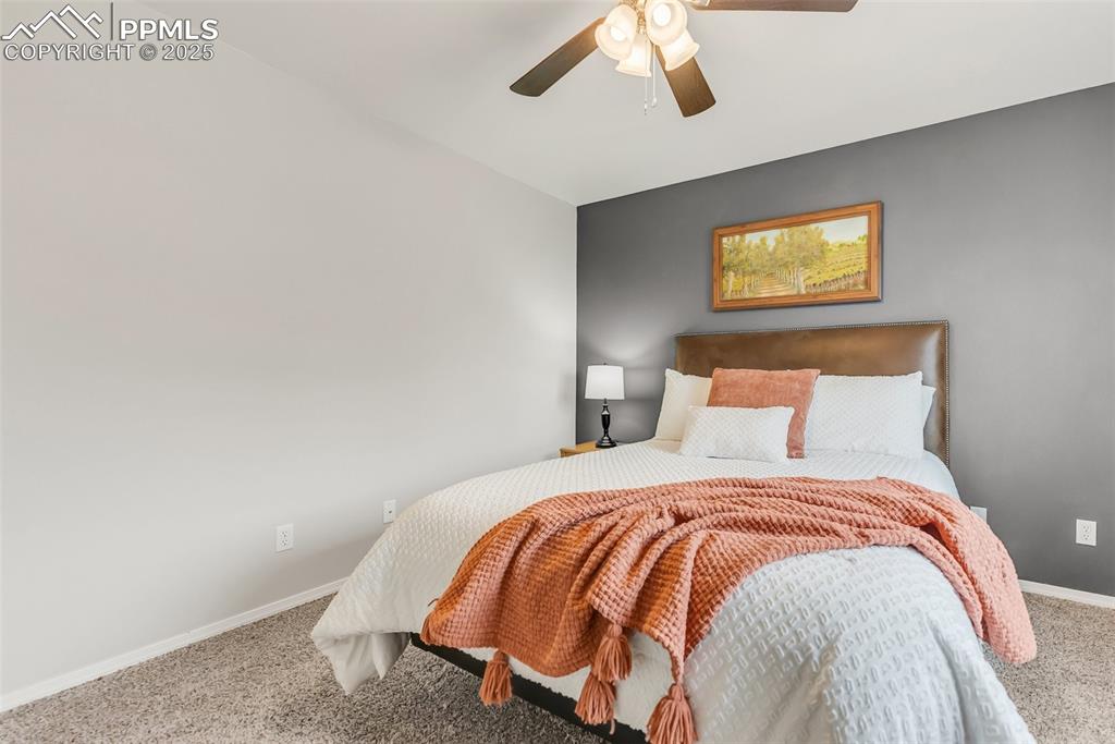 Image 27 of 47: Additional main level bedroom