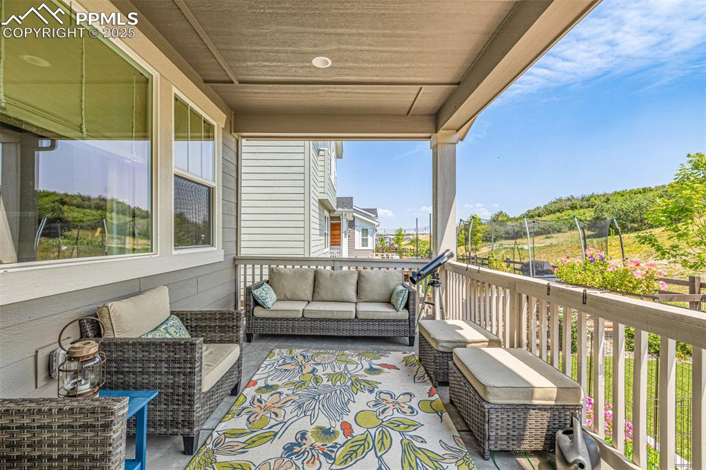 Image 39 of 50: Balcony