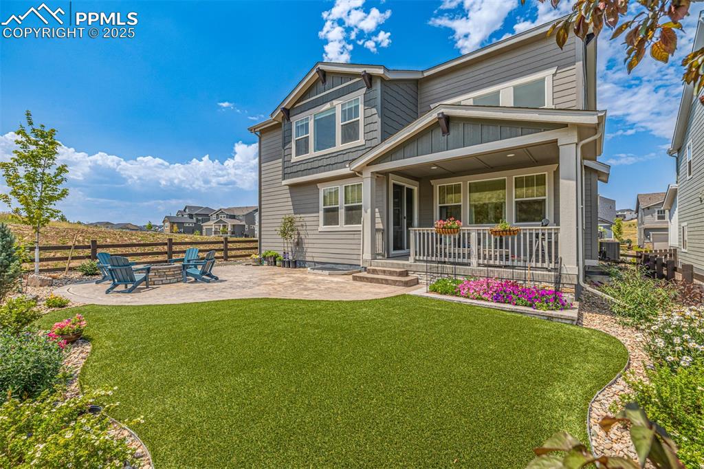 Image 42 of 50: Back of Structure