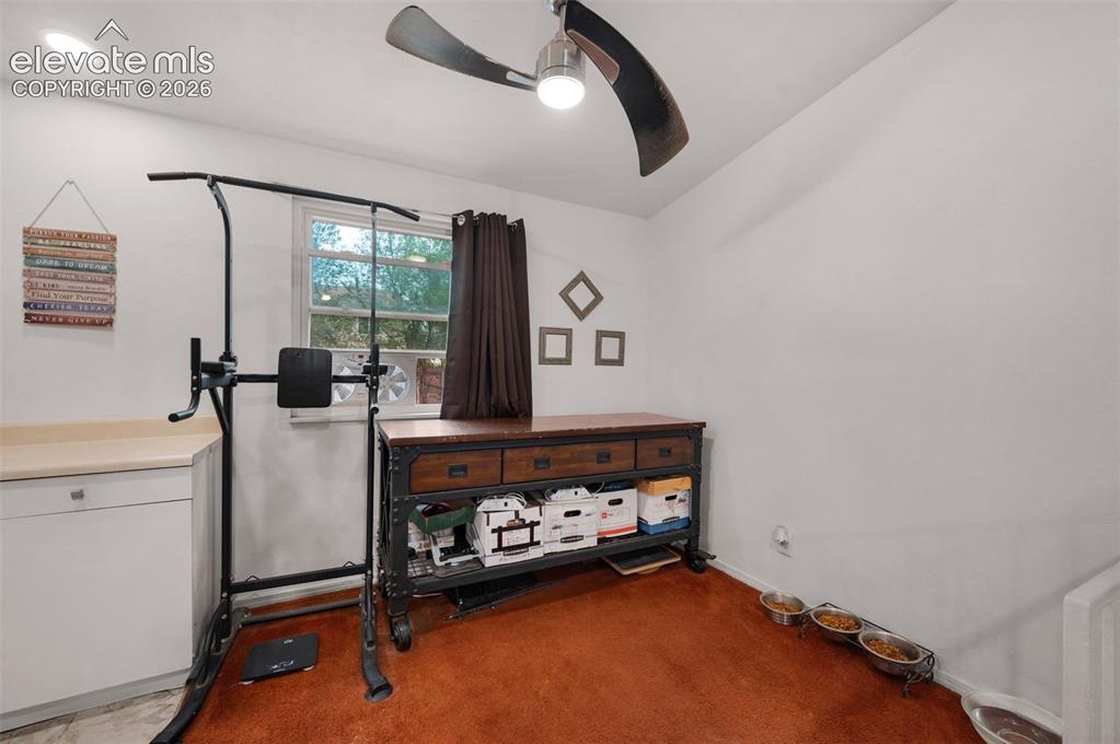 Image 9 of 26: Office