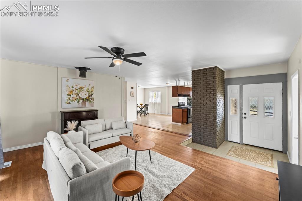 Image 11 of 35: Living Room