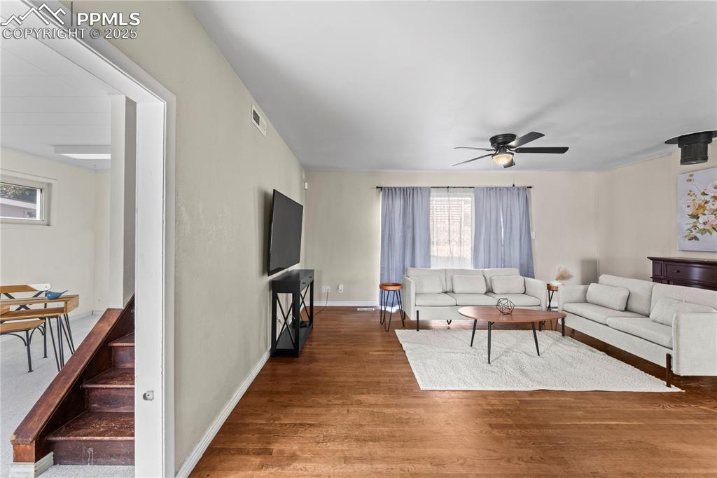 Image 9 of 35: Living Room