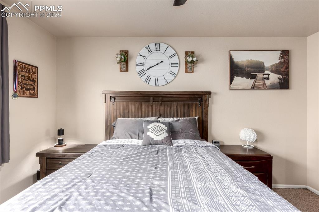 Image 19 of 37: Bedroom