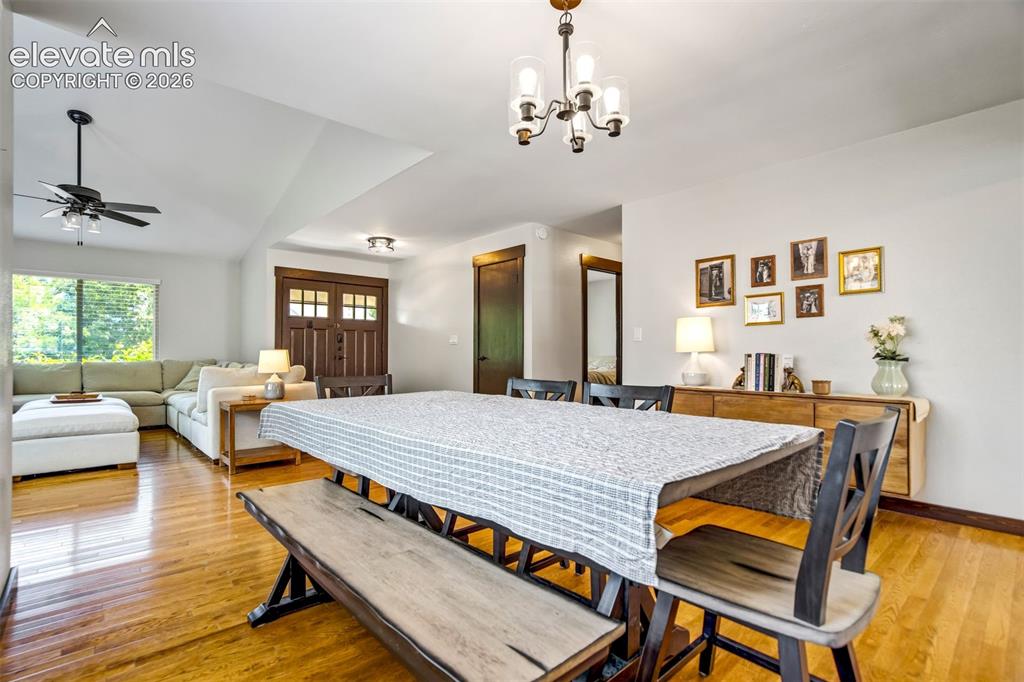Image 12 of 48: Dining Area