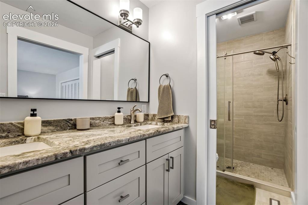 Image 23 of 48: Master Bathroom