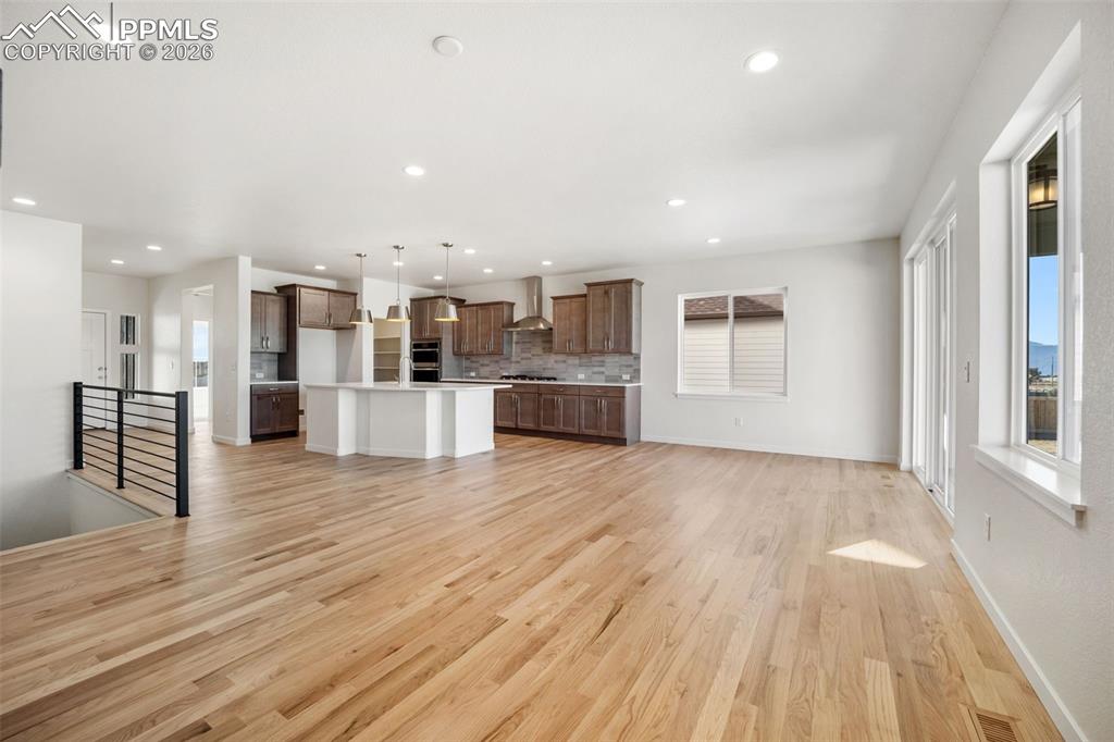 Image 13 of 38: Same plan, different house for visualization purposes