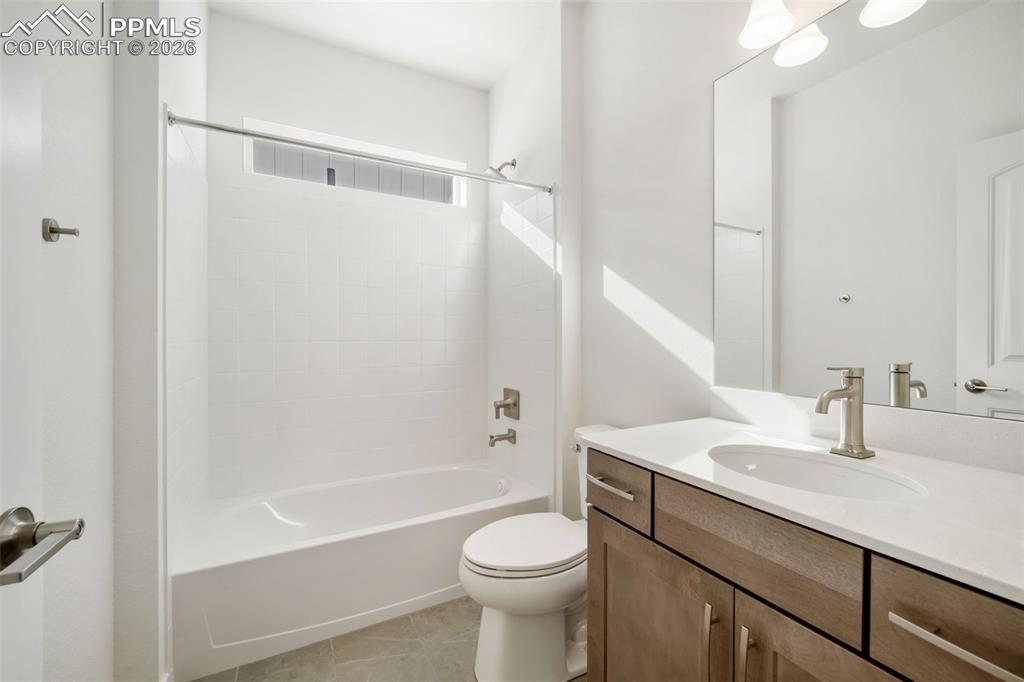 Image 15 of 38: Same plan, different house for visualization purposes