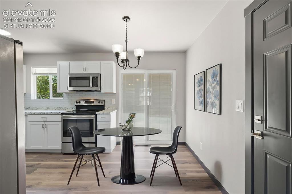 Image 9 of 30: Virtually Staged