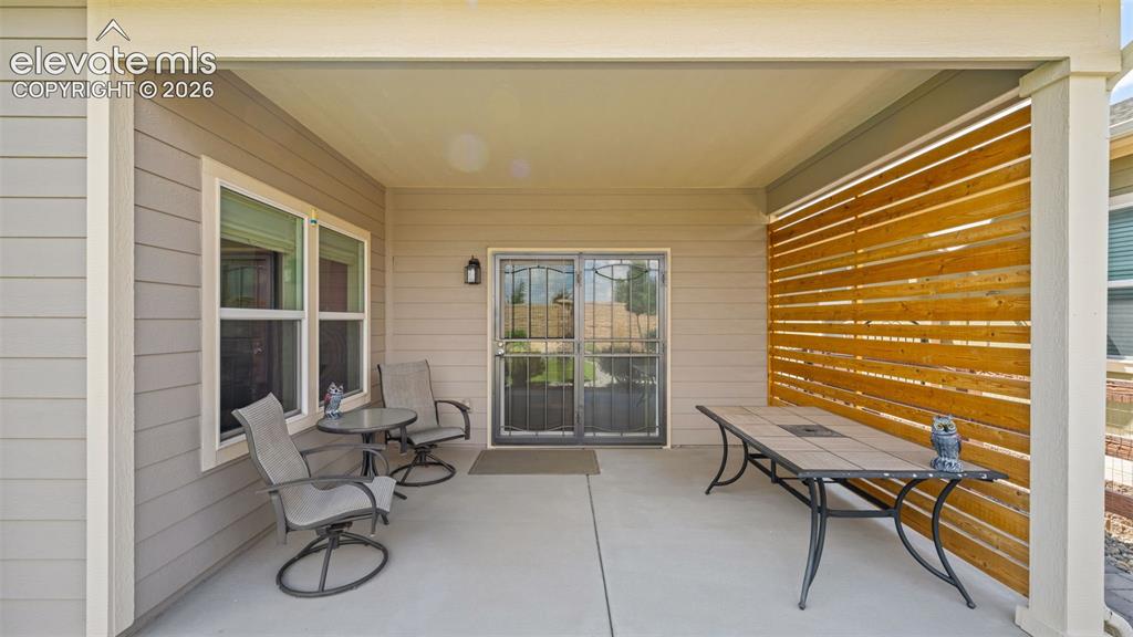 Image 9 of 34: Patio