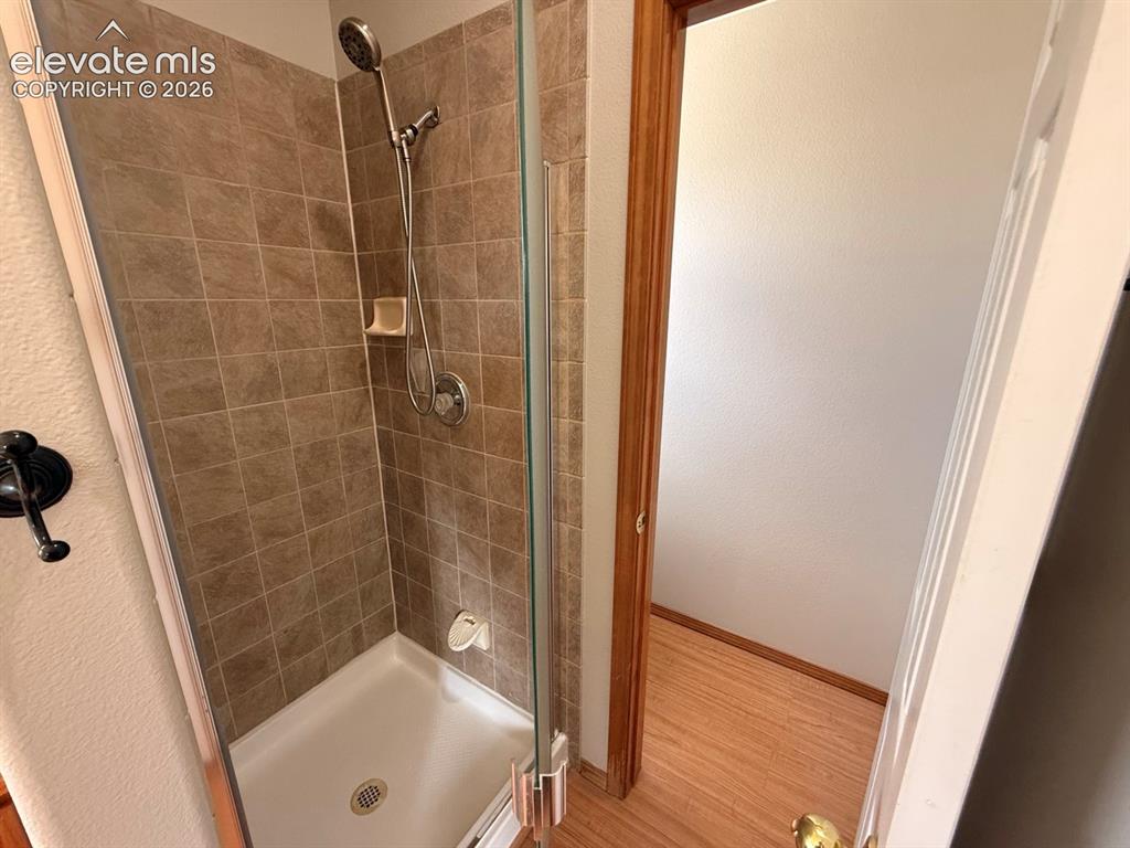 Image 25 of 45: Master Bathroom