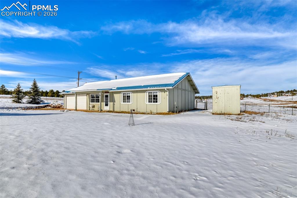 Image 10 of 38: Back of Structure