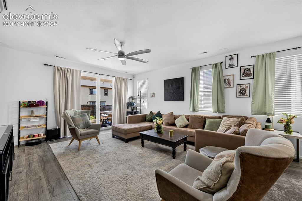 Image 18 of 39: Living Room