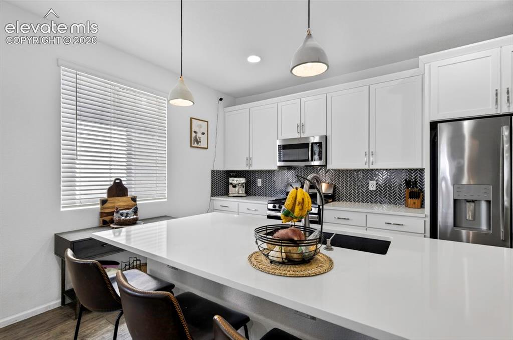 Image 8 of 39: Kitchen