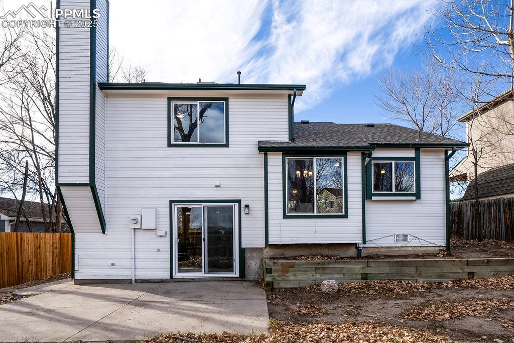 Image 44 of 47: Back of Structure