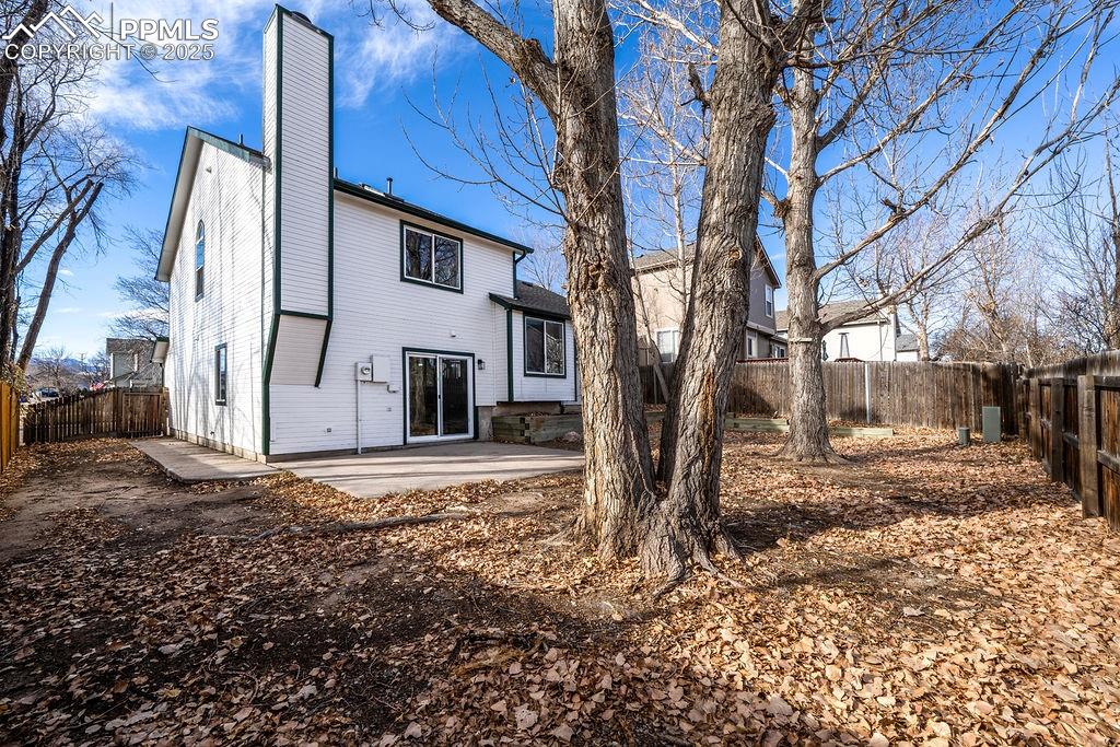 Image 47 of 47: Back of Structure