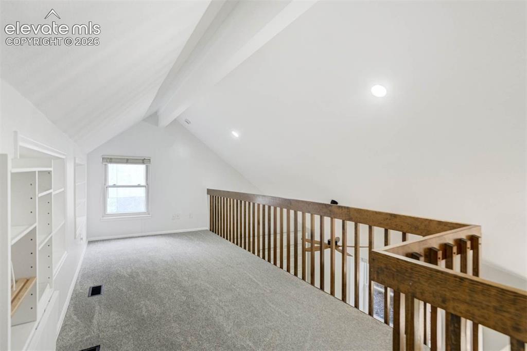 Image 31 of 48: Bonus Room