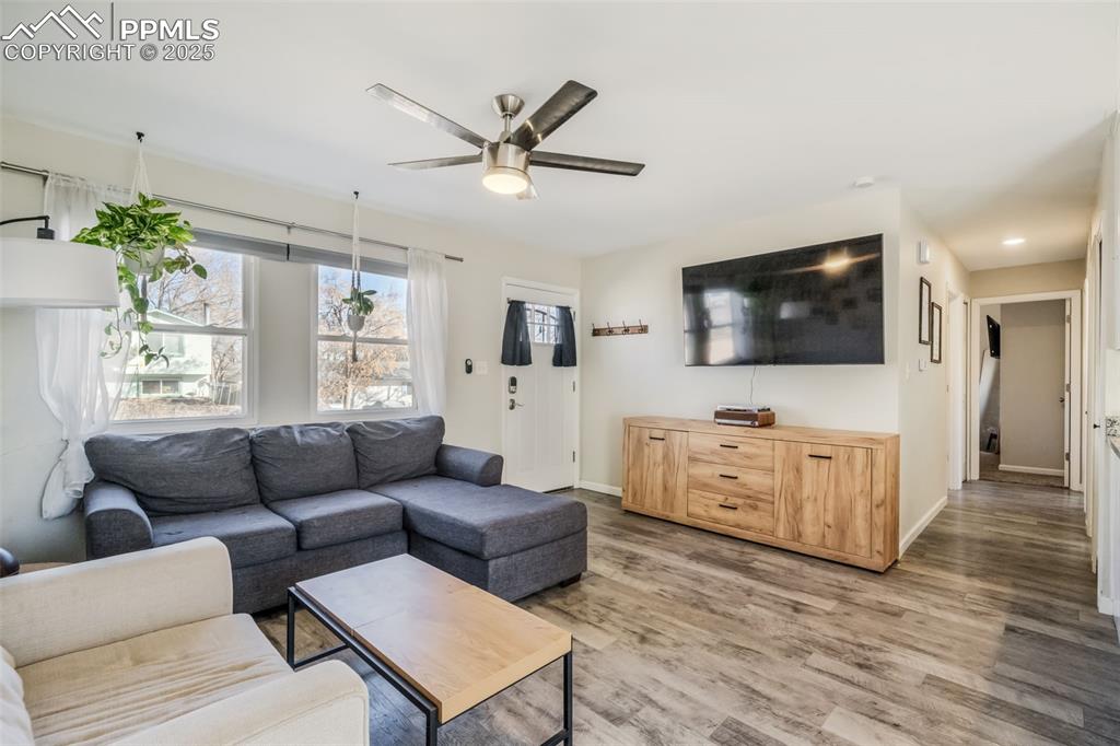 Image 6 of 47: Living Room