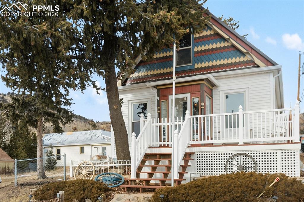 Image 1 of 24: Front of Structure