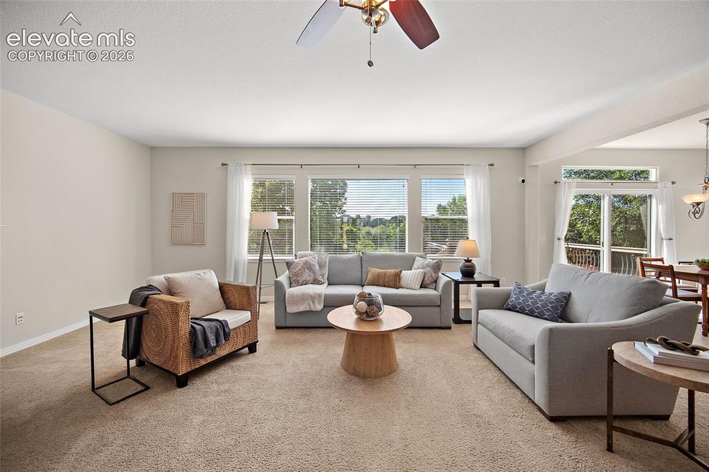 Image 5 of 40: Living Room