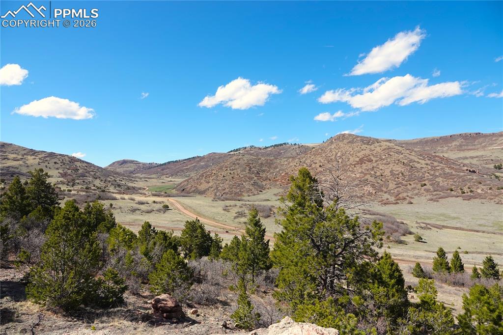 Image 19 of 34: View