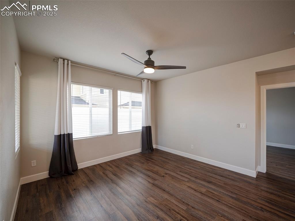 Image 12 of 28: Living Room