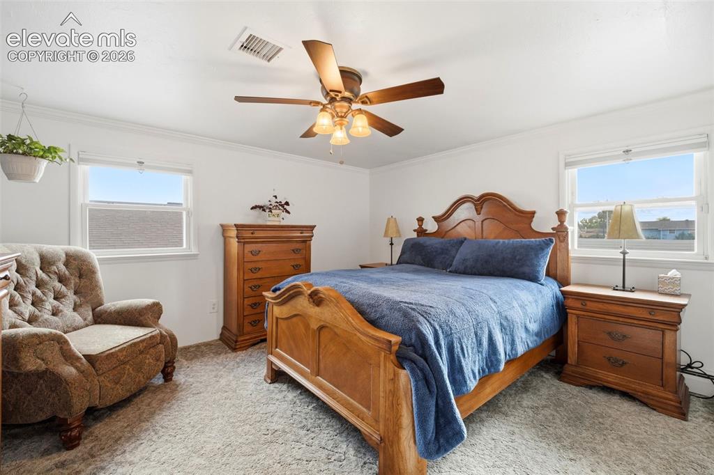 Image 8 of 47: Bedroom