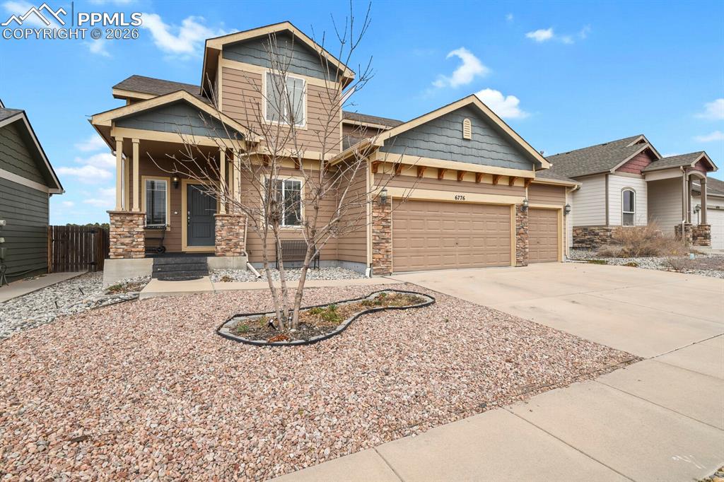 Image 2 of 45: Front of Structure