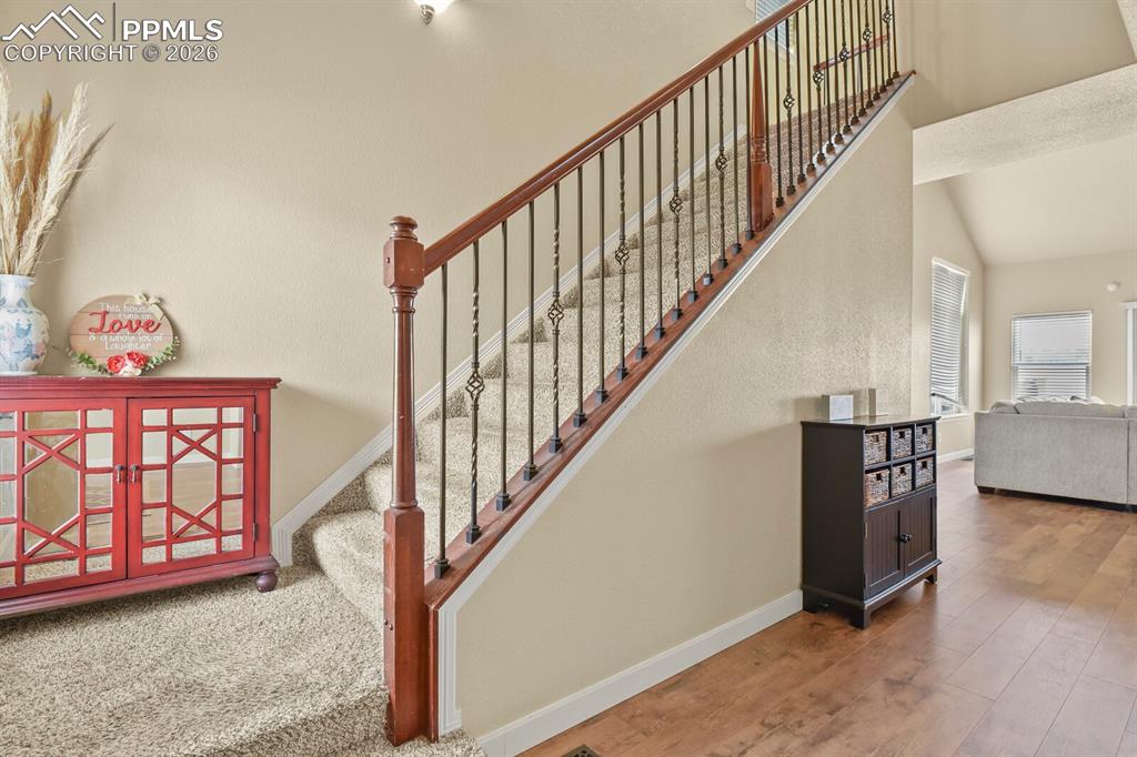 Image 4 of 45: Front door entrance