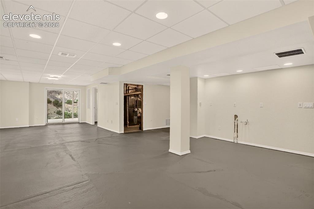 Image 45 of 50: Recreation Room