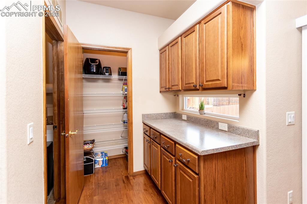 Image 20 of 50: Convenient, extended pantry space.